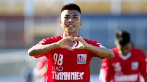 Tiểu sử cầu thủ bóng đá Đinh Thanh Bình