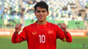 Tiểu sử cầu thủ Khuất Văn Khang